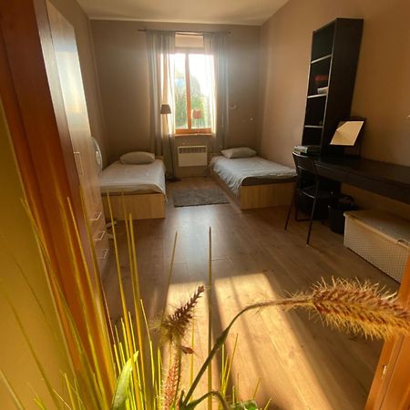 4 Pokoje - 86 M2 - 300 M Od Rynku Wroclaw Ngoại thất bức ảnh