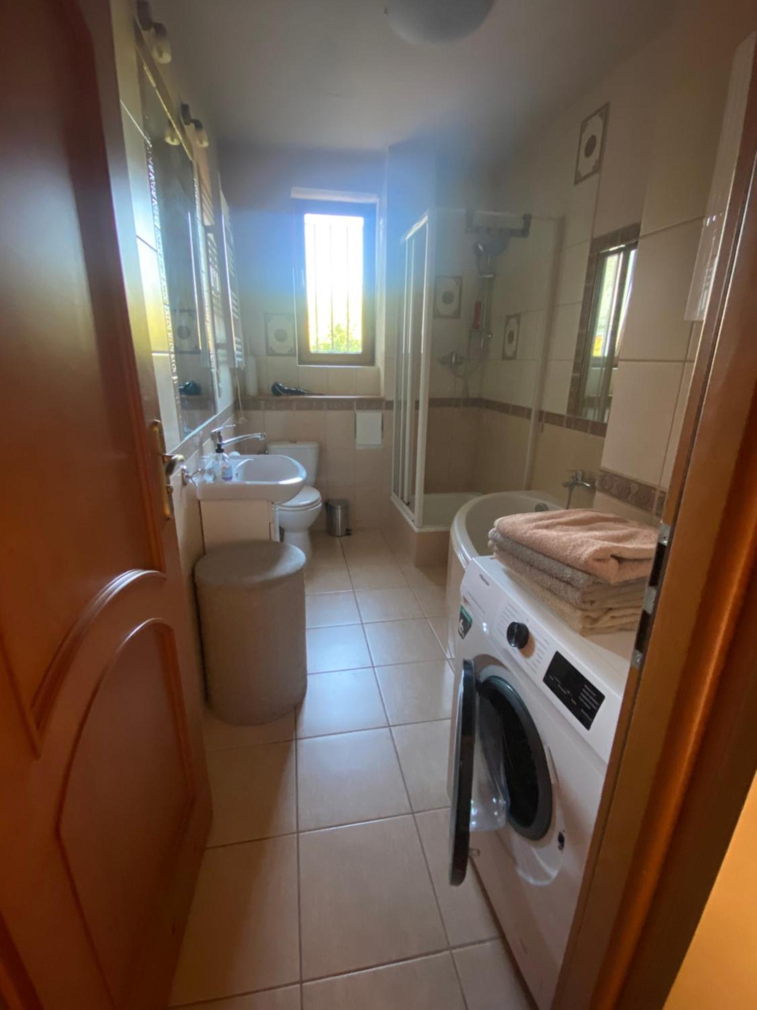 4 Pokoje - 86 M2 - 300 M Od Rynku Wroclaw Ngoại thất bức ảnh